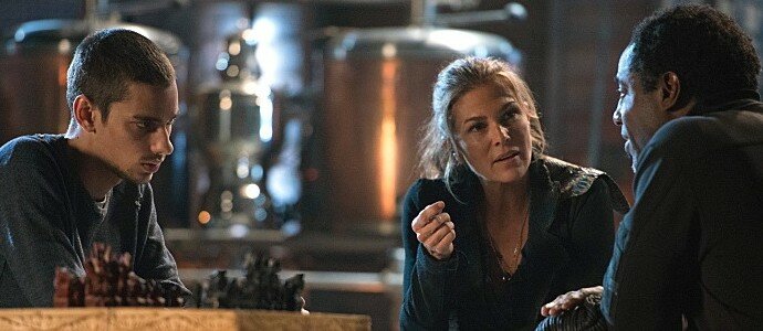 The 100 3×06: Efectos secundarios